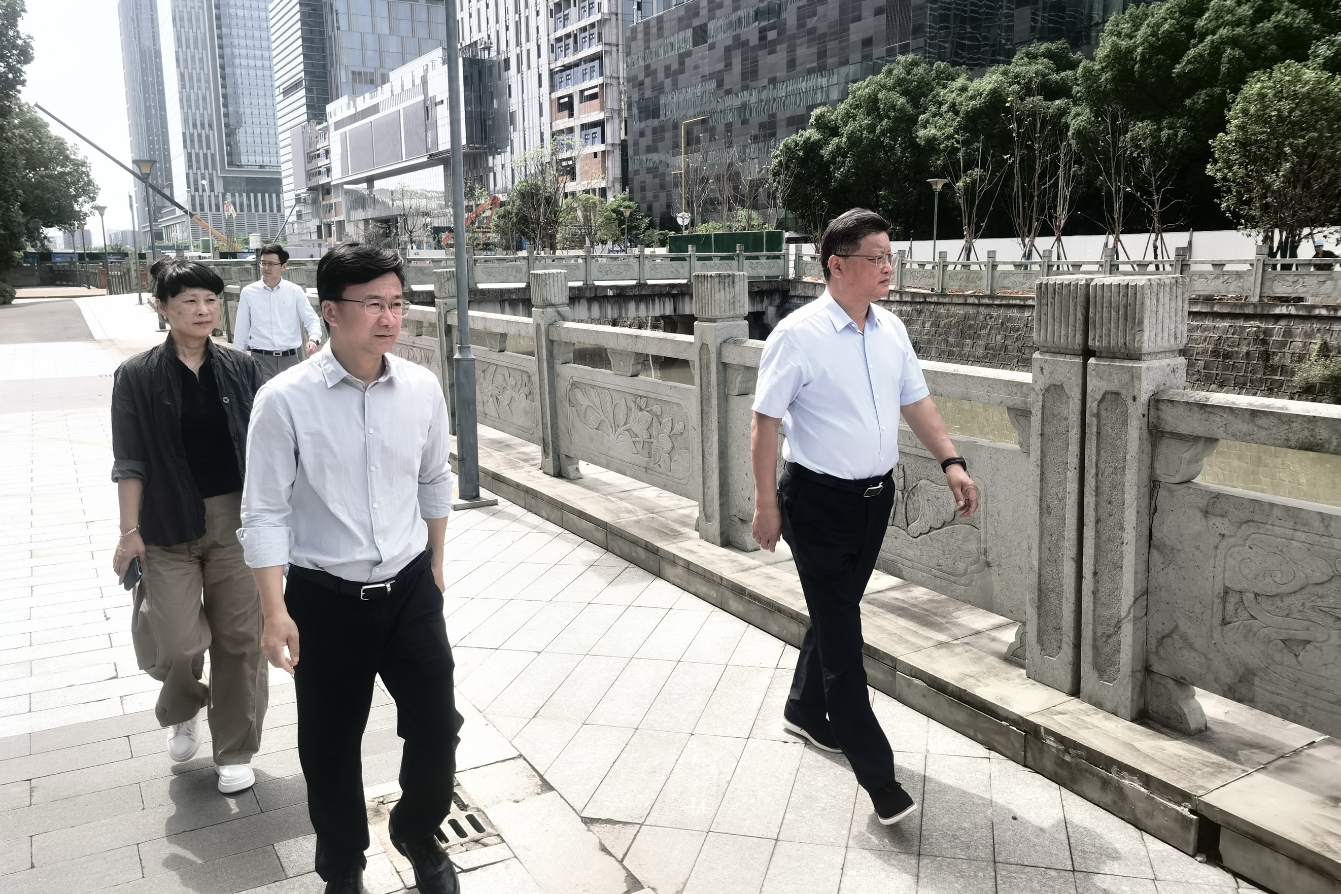 张晓峰赴鄞州指导水环境保障工作